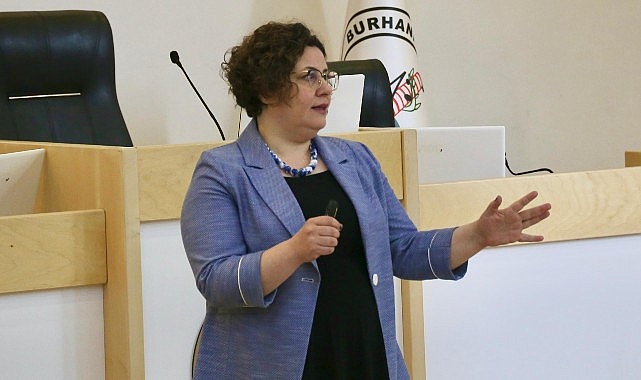 Burhaniye Belediyesi, çalışanlarına Kişisel Verilerin Korunması Kanunu (KVKK) ile ilgili bir eğitim programı düzenledi