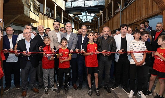 Yarım Asırlık Ulu Gayret “Kurtuluşspor” Standı Açıldı