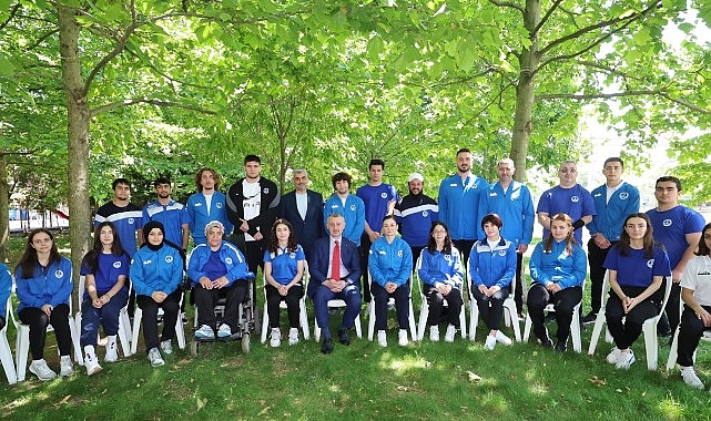 Lider Büyükakın; Kocaeli’nin gururu Kağıtspor