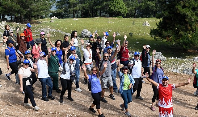 Yenişehir Belediyesinden sağlıklı ömür için tabiat yürüyüşü