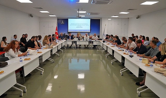 İzmir Büyükşehir Belediyesi Sokakta yaşayan canlar için hareket planı hazırlanıyor