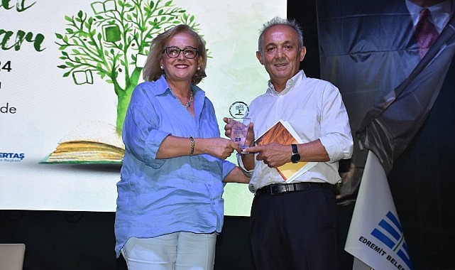 6. Edremit Kitap Fuarı’nın beşinci günü: Eğitimden iktisada varlıklı bir program