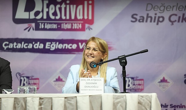 Lider Ovalıoğlu, “Kadınların Lokal İdarelerdeki Muvaffakiyetleri ve Karşılaştıkları Zorluklar” Panelinde Konuştu