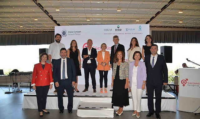 7. Gücümüz Eşitliğimiz Doruğu “Kadın Liderliği ve Eşit İşe Eşit Ücret” Teması ile Bursa’da Gerçekleştirildi