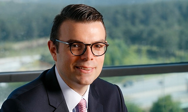 Abdi İbrahim, bilimin ışığı ile liseli gençleri aydınlatıyor; Geleceği Keşfedenler Programı’nın üçüncü periyodu tamamlandı