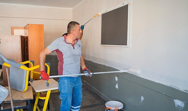 Balçova Belediyesi’nden okullarda paklık ve bakım atağı