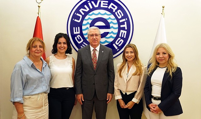 Bu proje ile Ege Sultani Üzüm, puf kurutma formülü ile cips formuna getirilecek