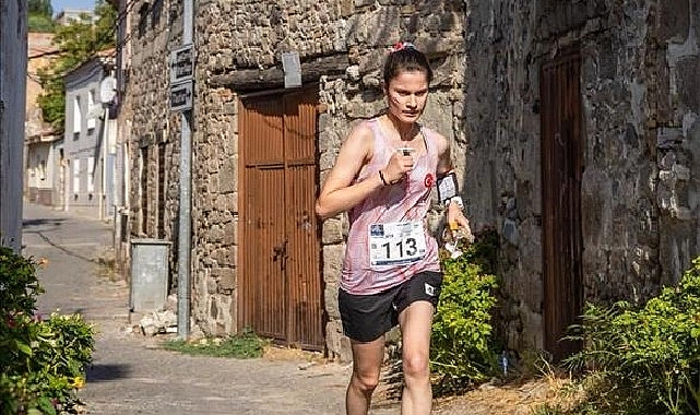 İnegöl Belediyespor’un Oryantiring Ve Bisiklet Atletlerinden Tarihi Muvaffakiyet