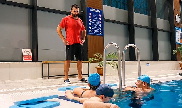 İzmir Büyükşehir Belediyesi üniversitelilerin barınma fiyatlarına artırım yapmadı