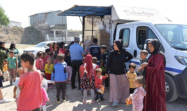 Kahramankazan Belediyesi mevsimlik tarım emekçilerine yardım elini uzatarak dayanak olmaya devam ediyor.