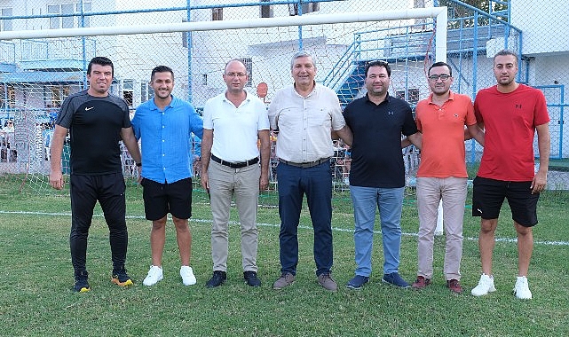 Lider Topaloğlu’ndan futbolculara yemek
