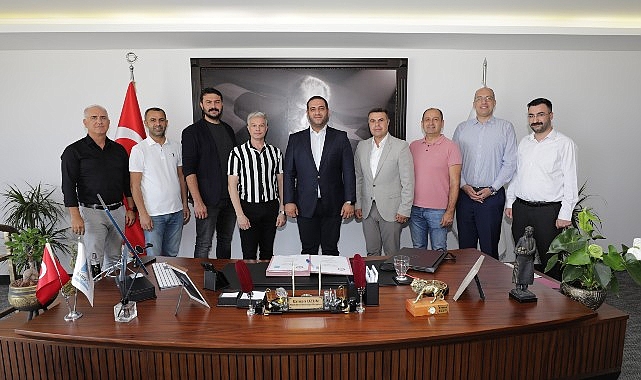 Narlıdere Belediyesi ile Tüm Yerel-Sen ortasında, belediyede misyonlu memurları kapsayan toplu iş kontratı imzalandı.