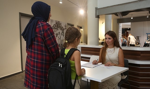 Nilüfer Belediyesi’nden 1350 öğrenciye kırtasiye takviyesi