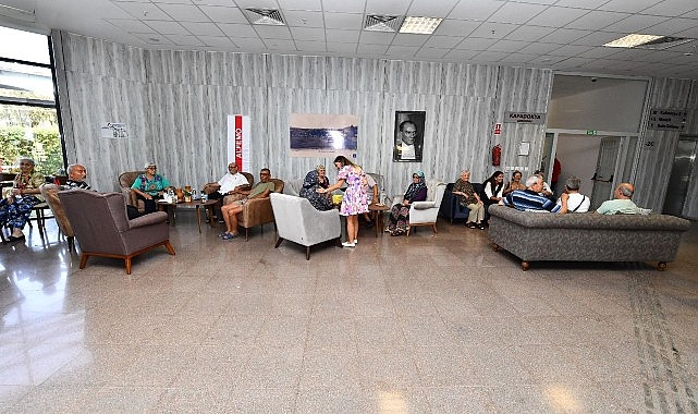 Zübeyde Hanım Huzurevi’ne manalı dayanak