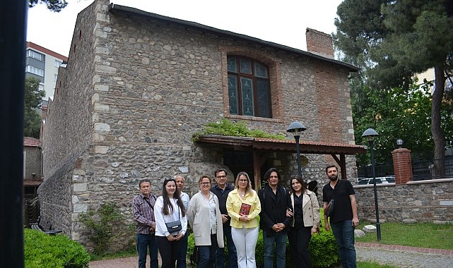 EÜ Etnografya Müzesinde sanat yapay zekâyla buluştu