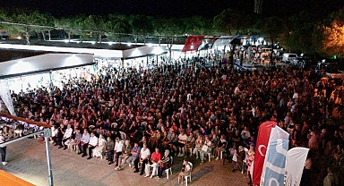 Altınova’nın Cazibe Merkezi: Sahil Gece Pazarı Yeni Yüzüyle Açıldı…