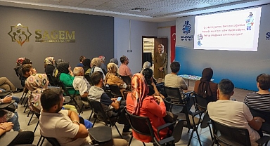 SAGEM’den ebeveynlere okula uyumda ailenin rolü konulu seminer