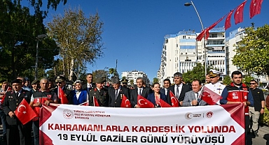 Başkan Vekili Özdemir Gaziler Günü’nü kutladı