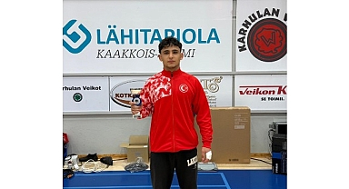 Güreşte Çifte Madalya Sevinci