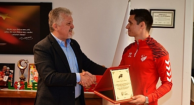 Örnek hakemden Başkan Gerenli’ye ziyaret