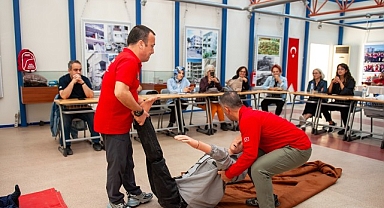 Karşıyaka Afet Gönüllüleri’nde 2. dönem kayıtları başladı