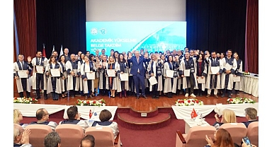 Rektör Prof. Dr. Budak, “Ege Üniversitesinin hedefi uluslararası sıralamalarda ilk 500’de yer almak”